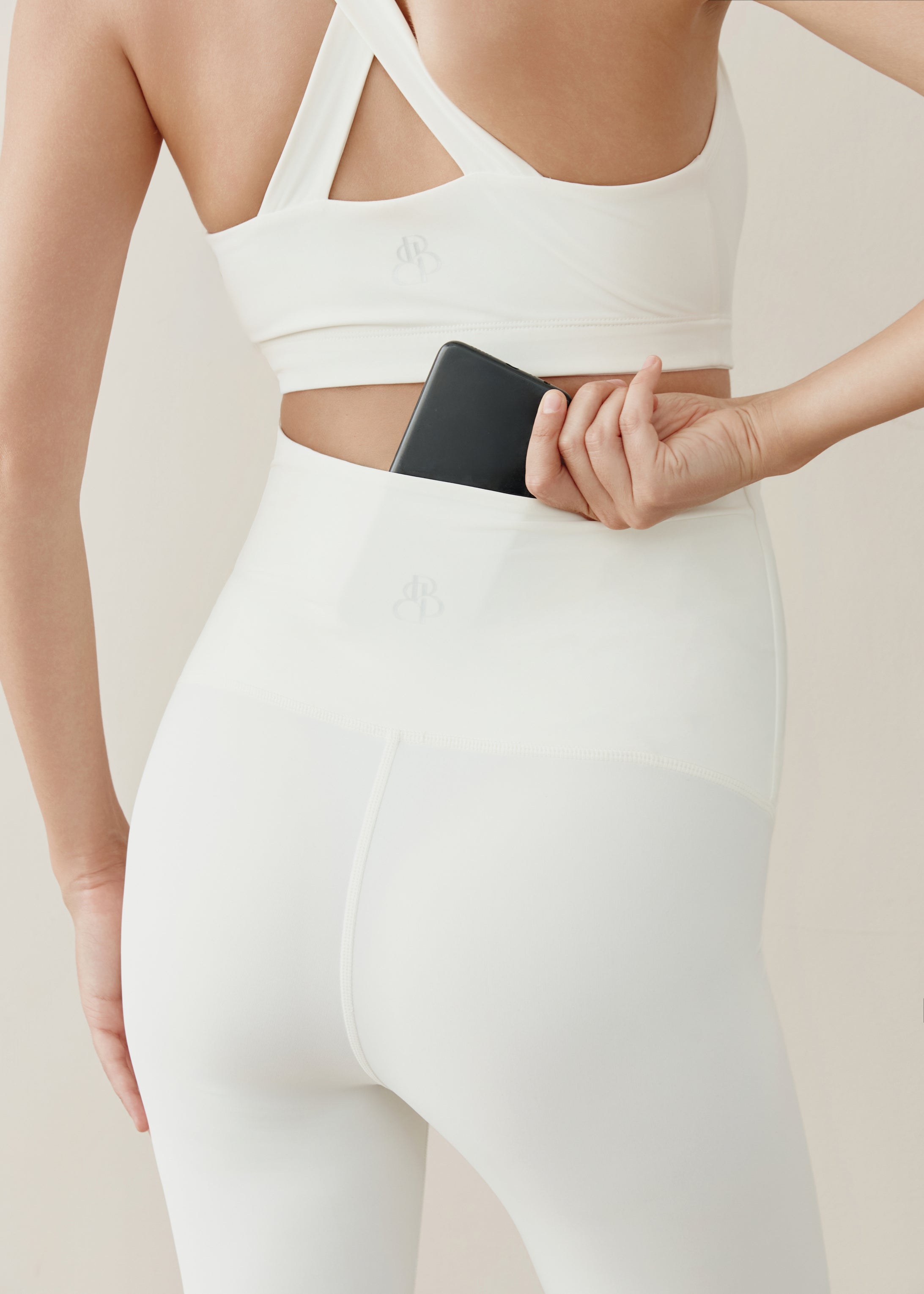 Everyday Motion Slim Leggings - Cream