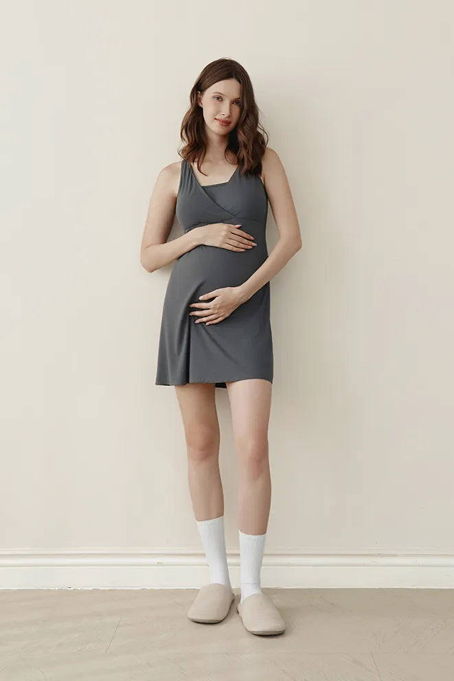 Comfy Cloud Bamboo Birthing Gown in Grey by Bonbump
