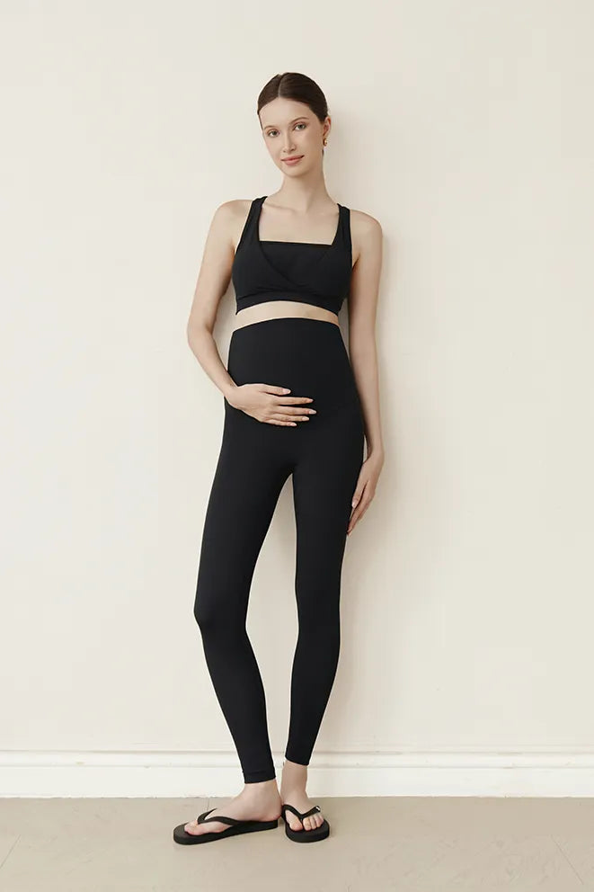 Everyday Motion Slim Leggings in Black by Bonbump