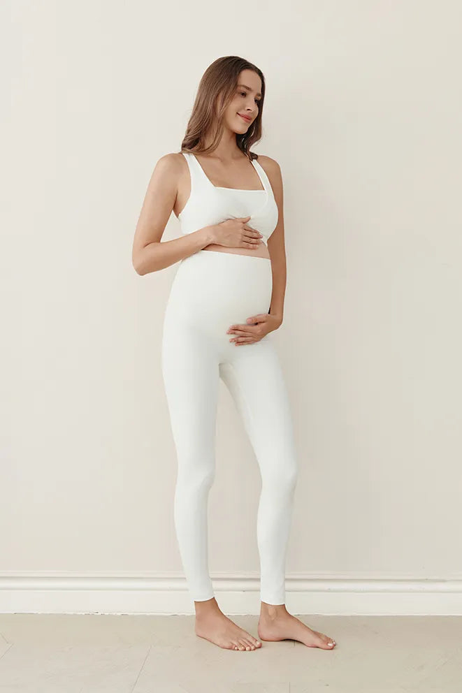 Everyday Motion Slim Leggings in Cream by Bonbump