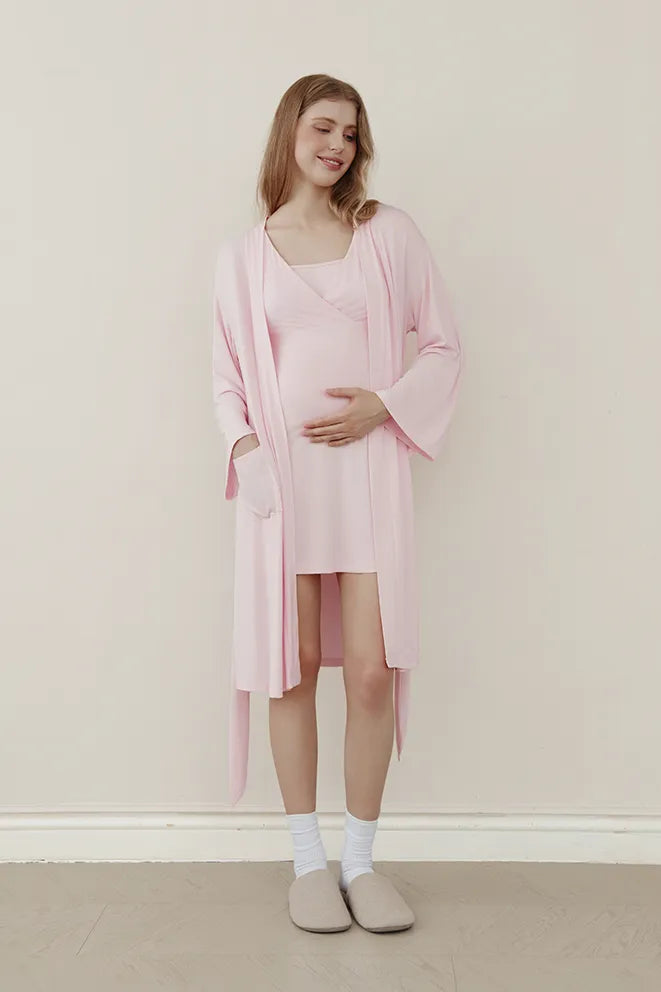 Hug Me Tight Bamboo Birthing Robe in Baby Pink by Bonbump